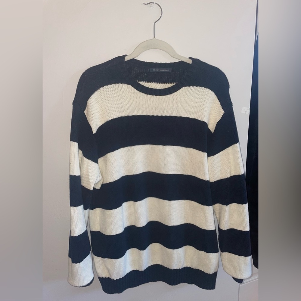 brandy melville oversized sweater